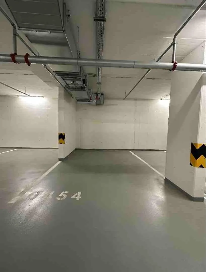 Apartment With Garage & Terrace براغ 0*,